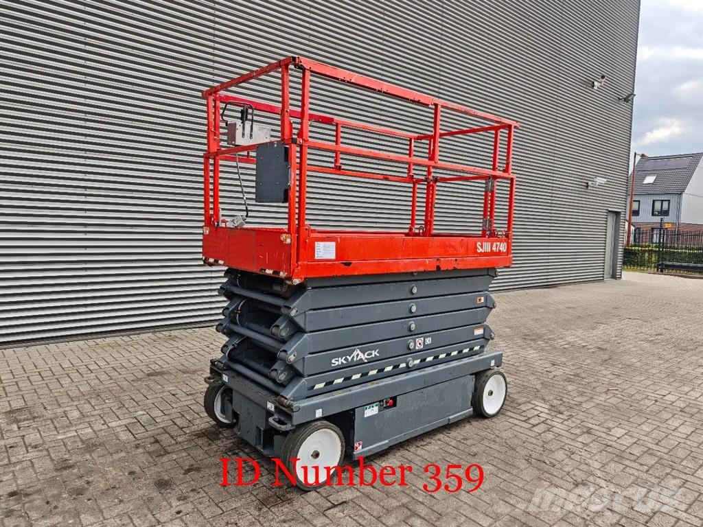 SkyJack SJIII 4740 Full Electric 2 Pieces! Підйомники-ножиці
