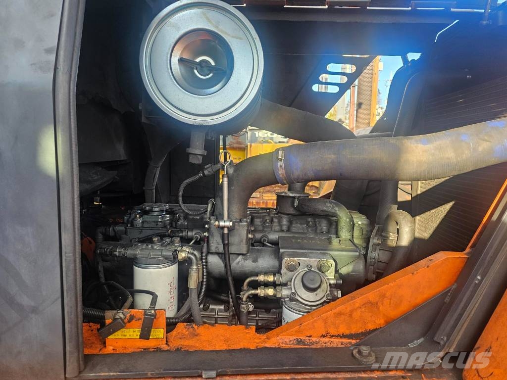 Doosan D 160 S-5 디젤 지게차
