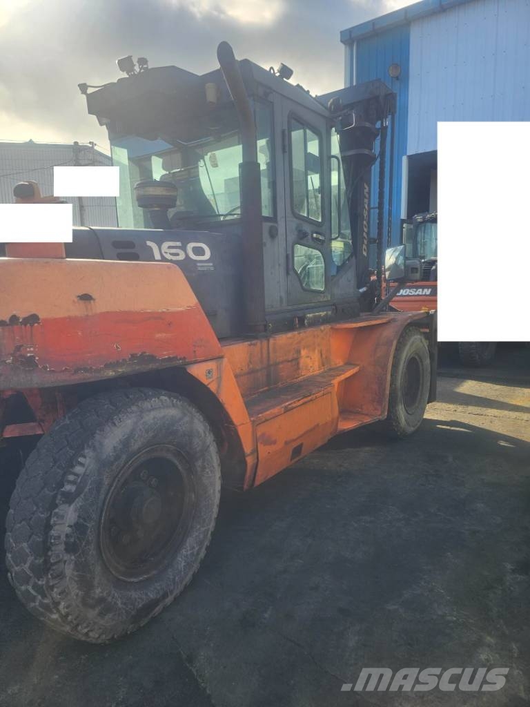 Doosan D 160 S-5 디젤 지게차