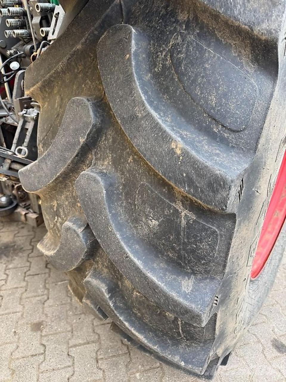 Fendt 826 Vario SCR Profi, FH + FZW Traktorji