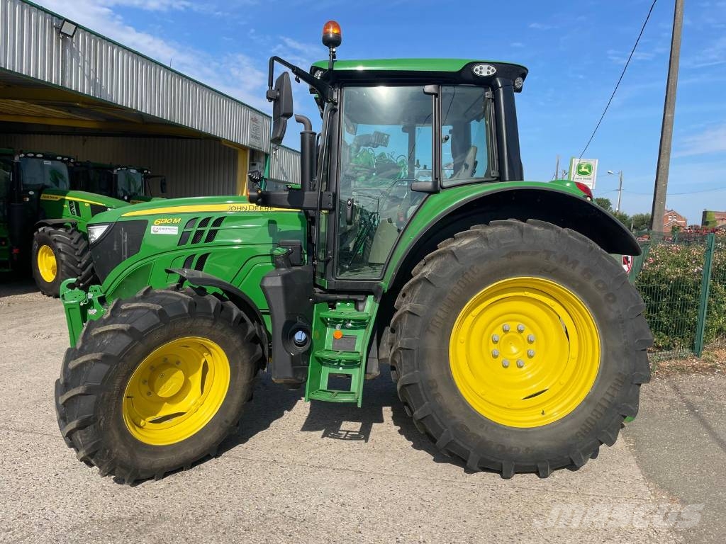 John Deere 6130 M Traktory