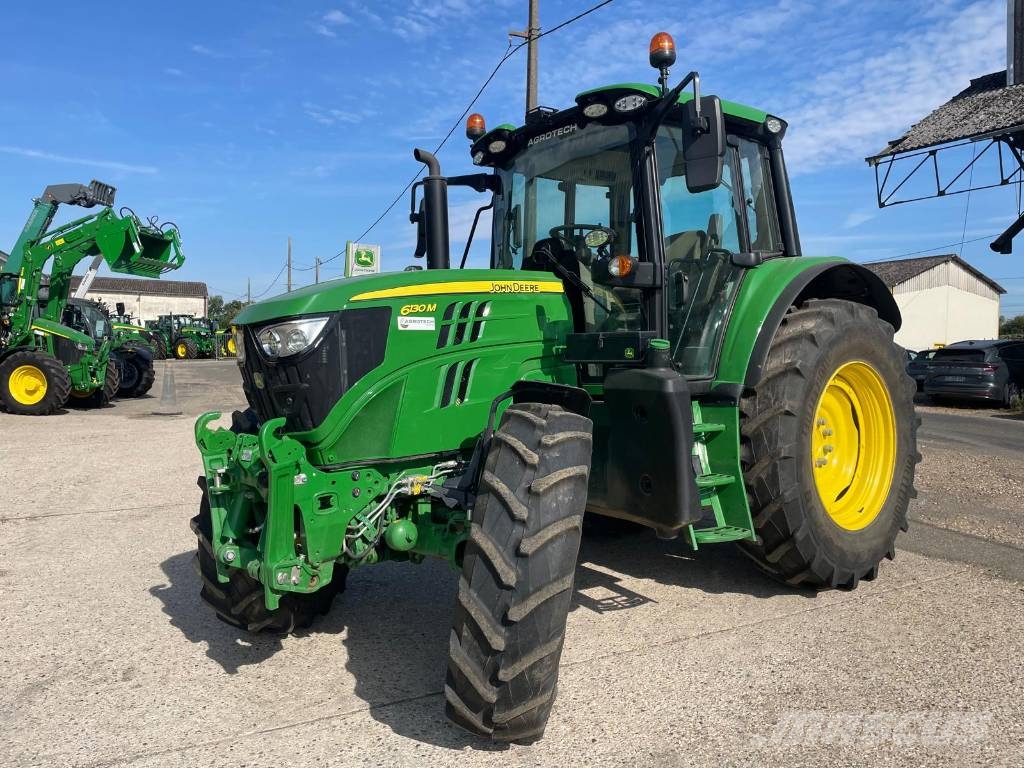 John Deere 6130 M Traktory