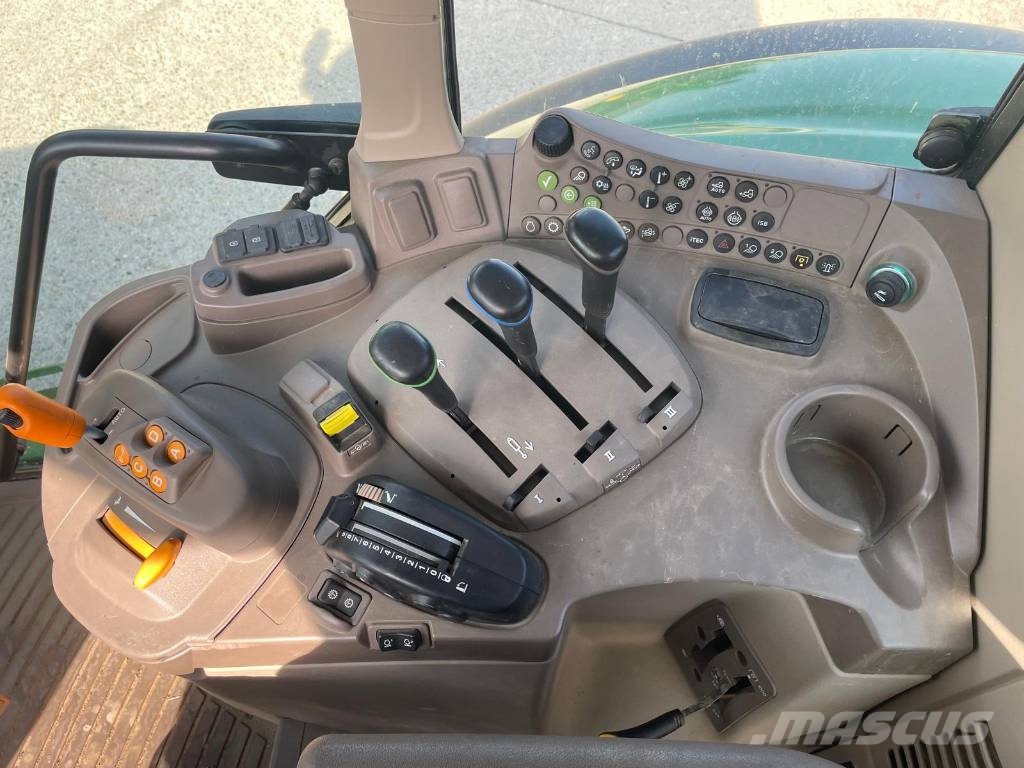 John Deere 6130 M Traktory