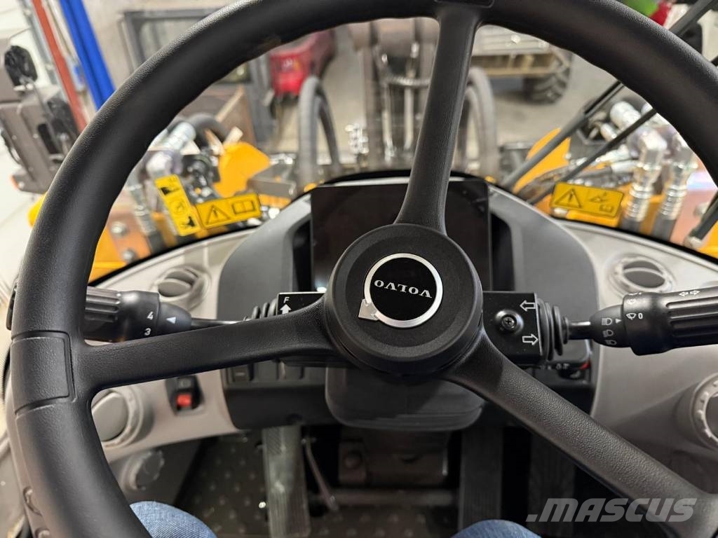 Volvo L 180 K Kolesni nakladalci