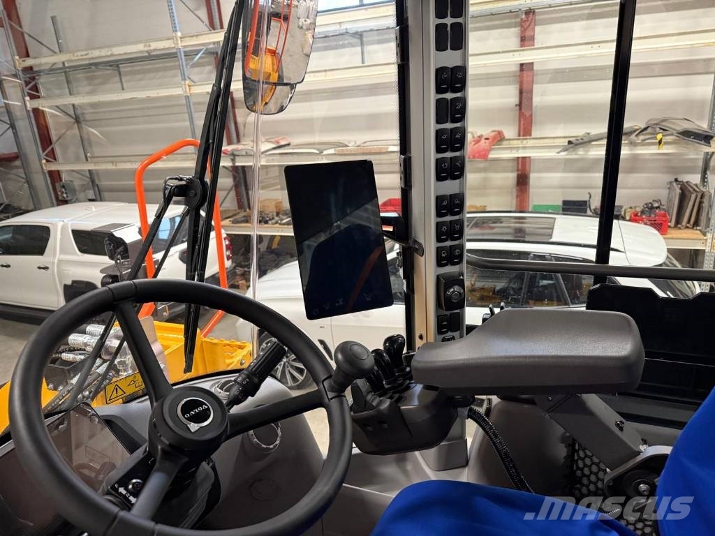 Volvo L 180 K Kolesni nakladalci