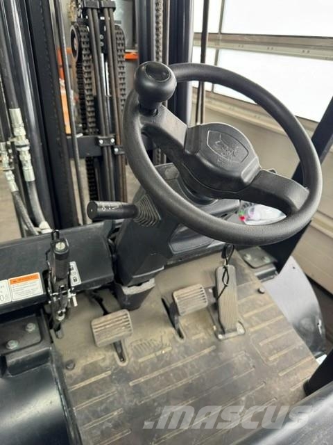 Bobcat G25NXP شاحنات LPG
