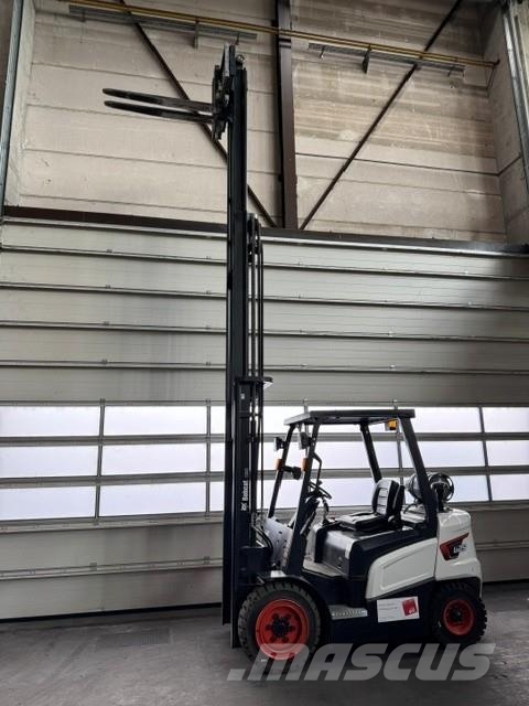 Bobcat G25NXP شاحنات LPG