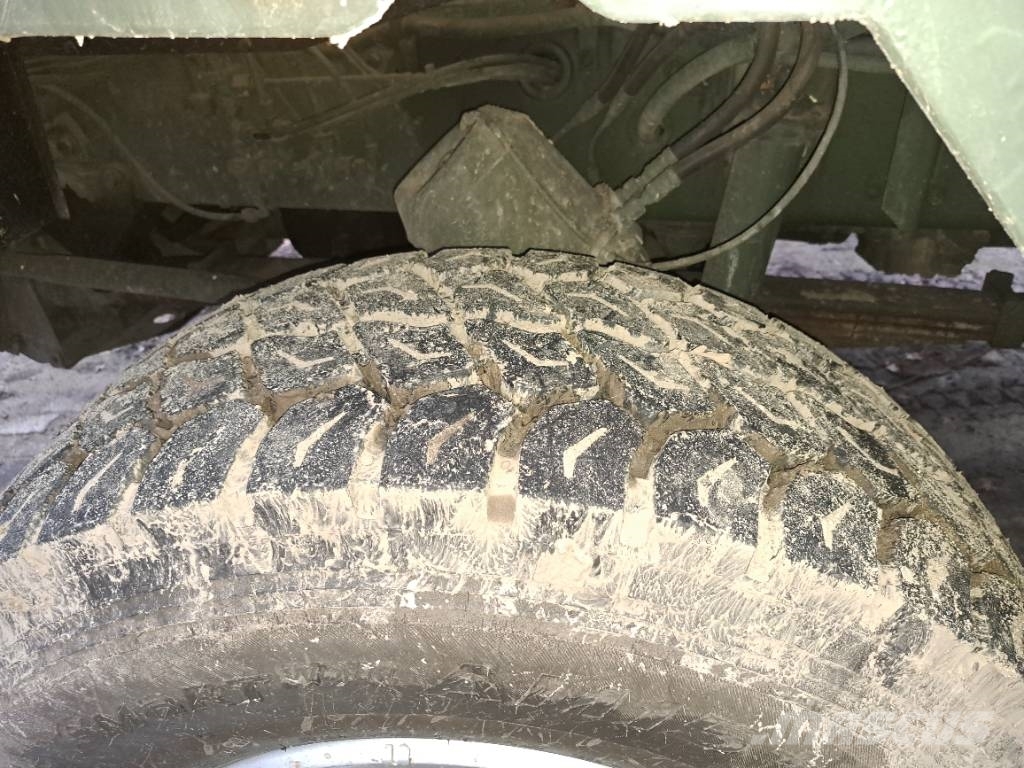 DAF 2300 6x6 ex military Τράκτορες