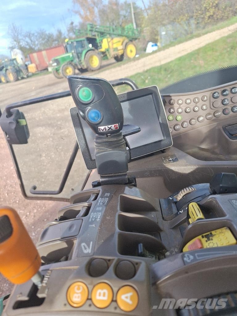 John Deere 6150R 曳引機