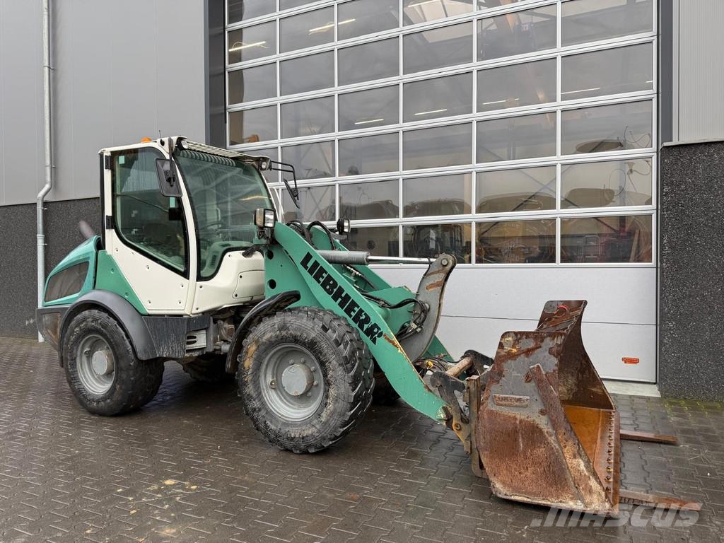 Liebherr L508C Wheel loaders
