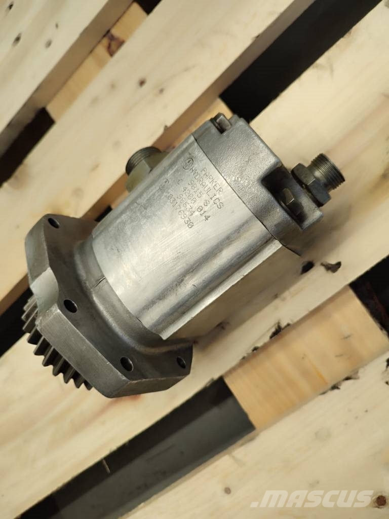 CLAAS Hydraulic pump 03176930 Claas Targo K70 油壓