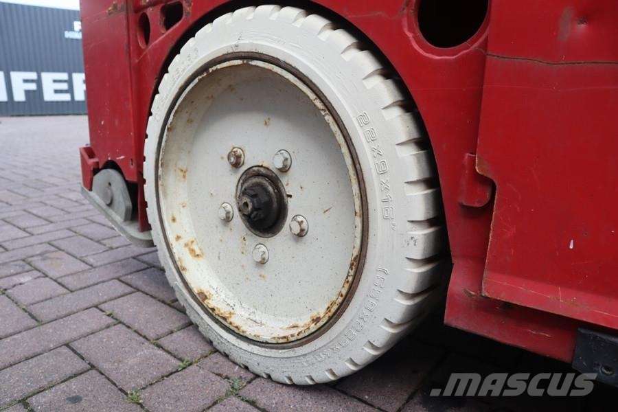 PB Lifttechnik S225-12ES Electric, 4x2 Drive, 22.5m Working Heigh Saksilavat