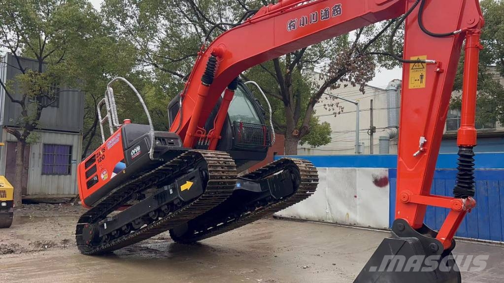 Hitachi ZX120 履带挖掘机