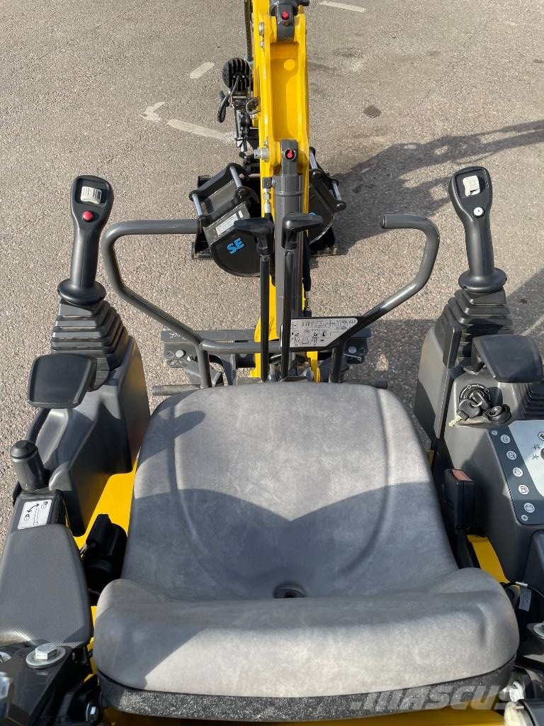 New Holland E 14 D Minigraafmachines < 7t