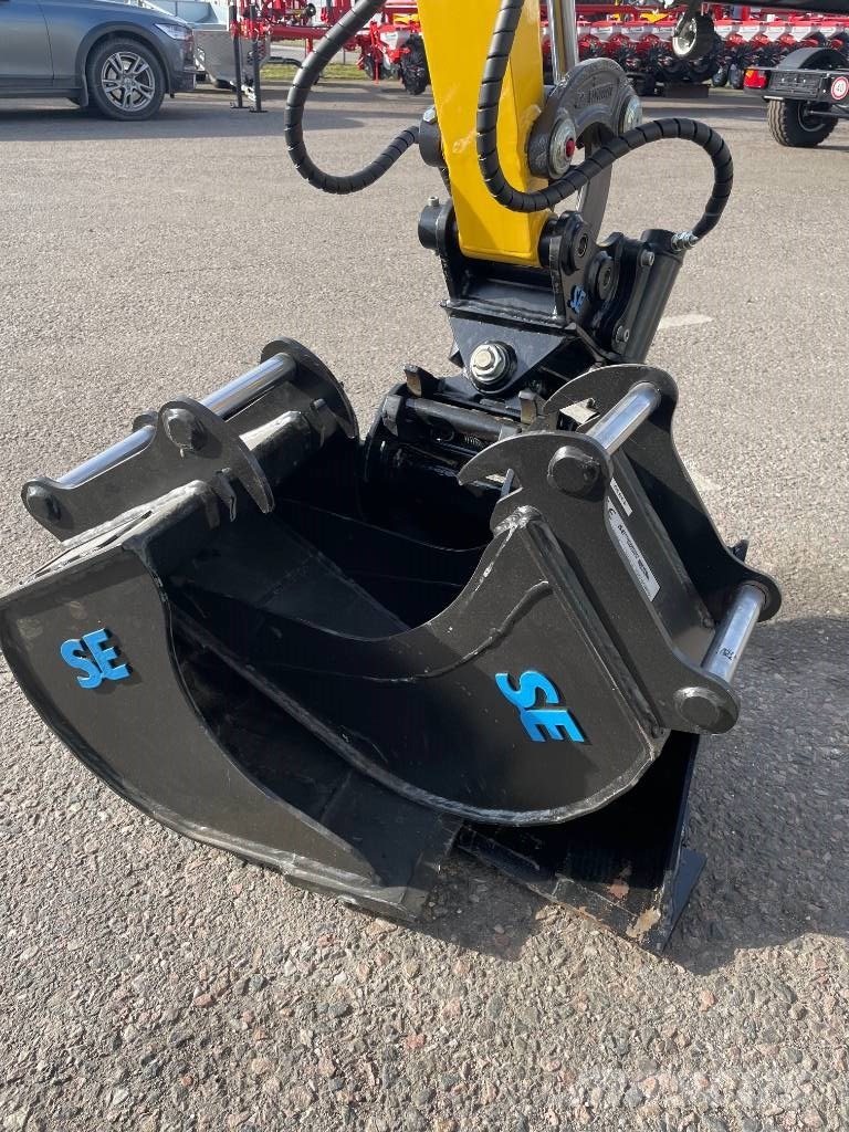 New Holland E 14 D Minigraafmachines < 7t
