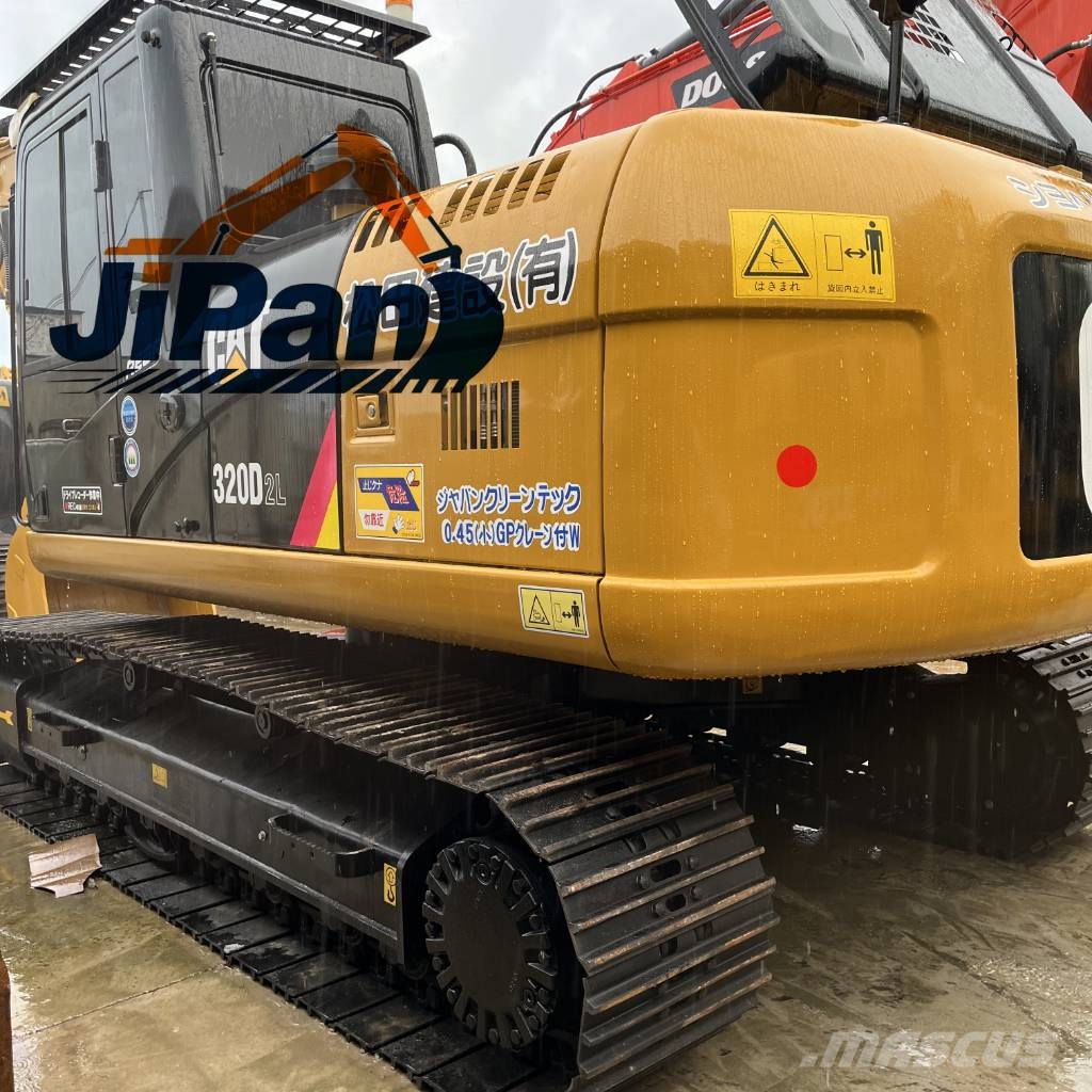 CAT 320 D 履带挖掘机