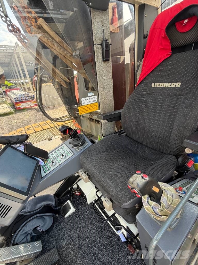 Liebherr LR 1160 Roomikkraanad