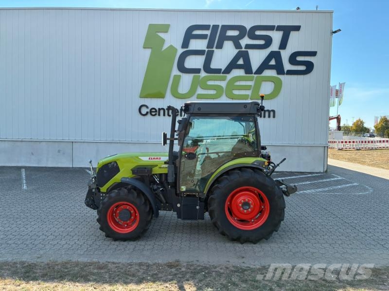 CLAAS NEXOS 260 L Traktoren