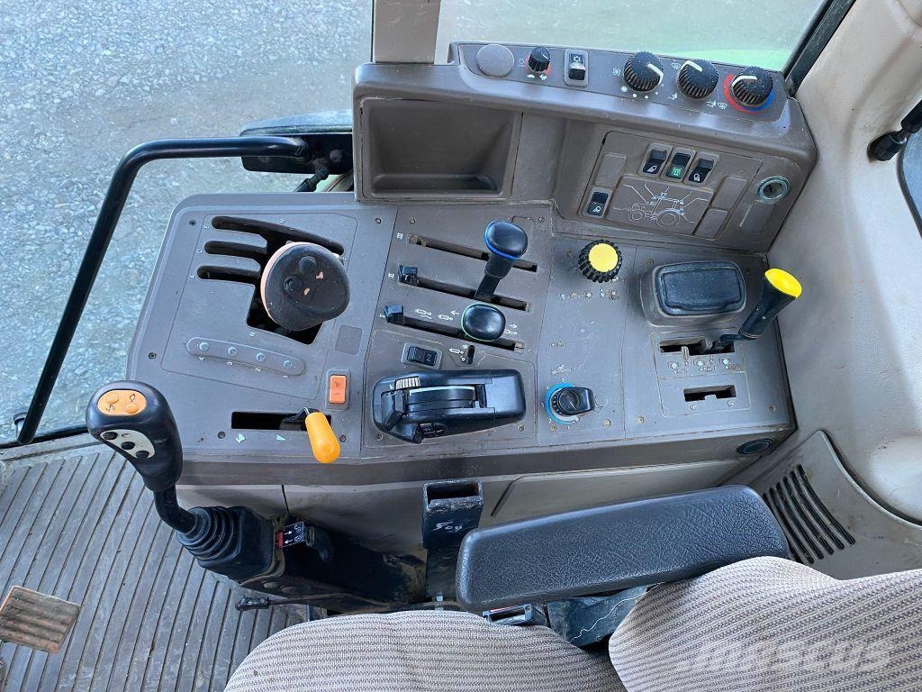 John Deere 6130   VENTE DIRECTE CLIENT CONTACTER LE 06.71.73. Traktori