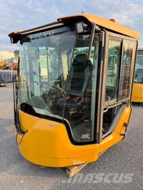Volvo L 120 F USED CAB كابينة والداخلية