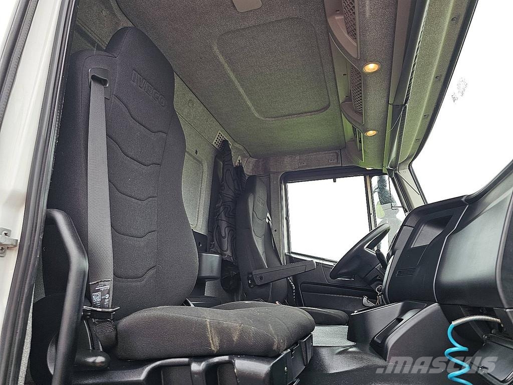Iveco AD190S42 STRALIS Bakwagens met gesloten opbouw