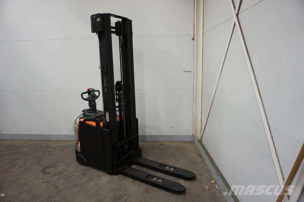 Toyota SPE160L Deichselstapler