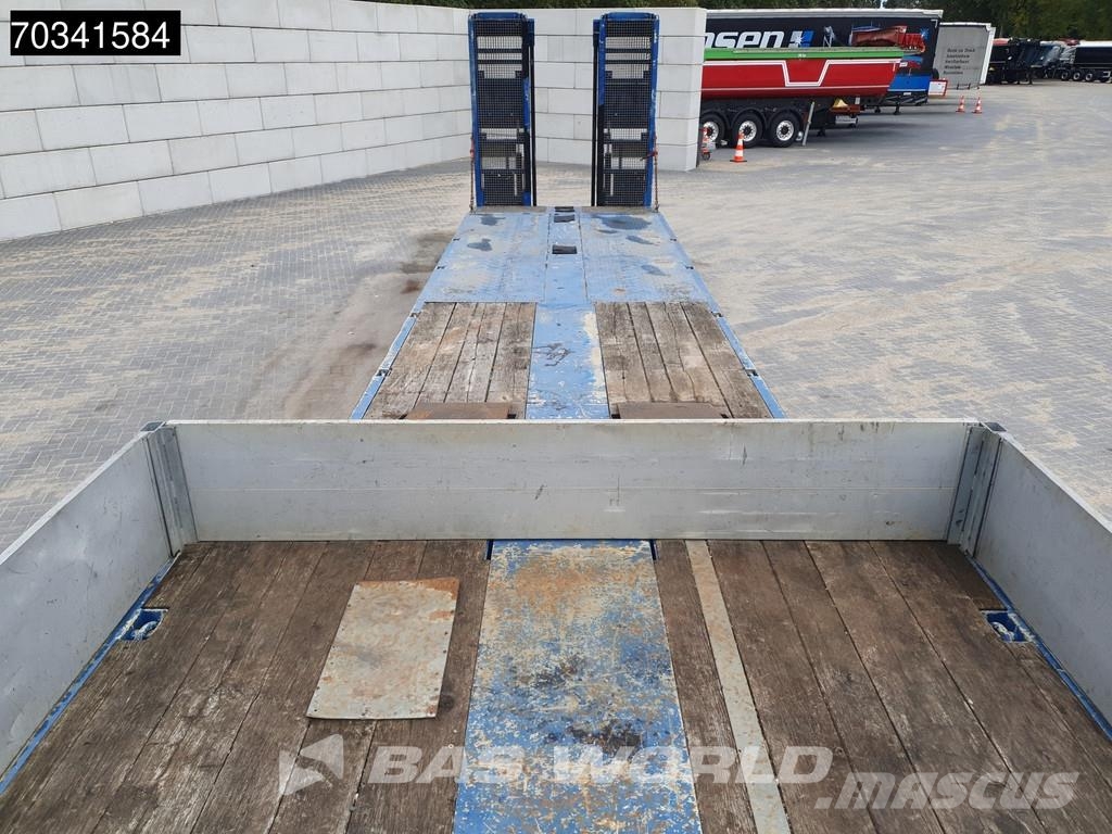 Nooteboom OSDS-41-03 Steering Axle MOT 01/27 Ramps SAF Mélybölcsős félpótkocsik