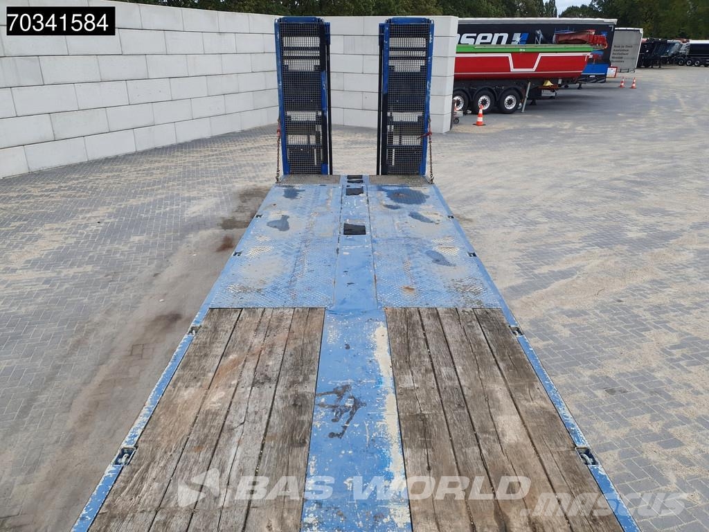 Nooteboom OSDS-41-03 Steering Axle MOT 01/27 Ramps SAF Mélybölcsős félpótkocsik
