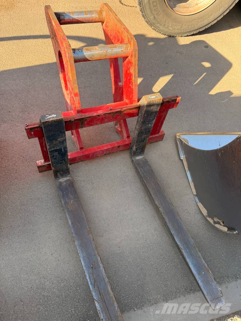 Takeuchi TB 2150 Kāpurķēžu ekskavatori