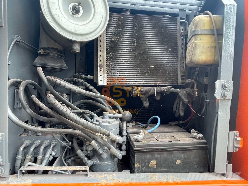 Hitachi EX 120-5 Bageri gusjeničari
