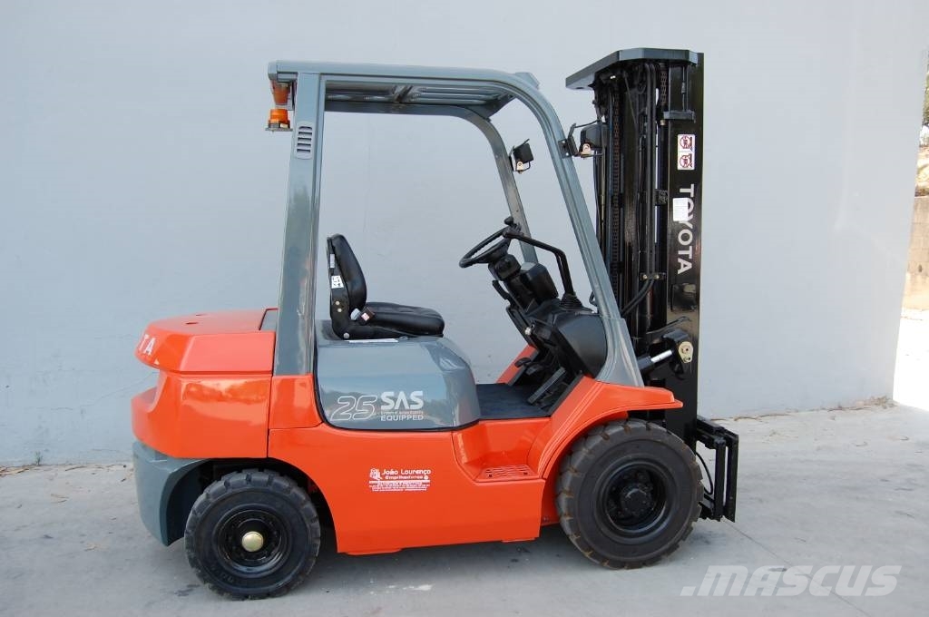 Toyota 7 FD 25 Dīzeļa autoiekrāvēji