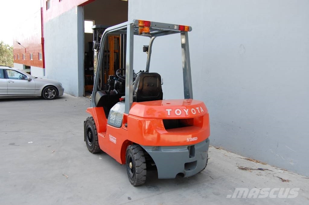 Toyota 7 FD 25 Dīzeļa autoiekrāvēji