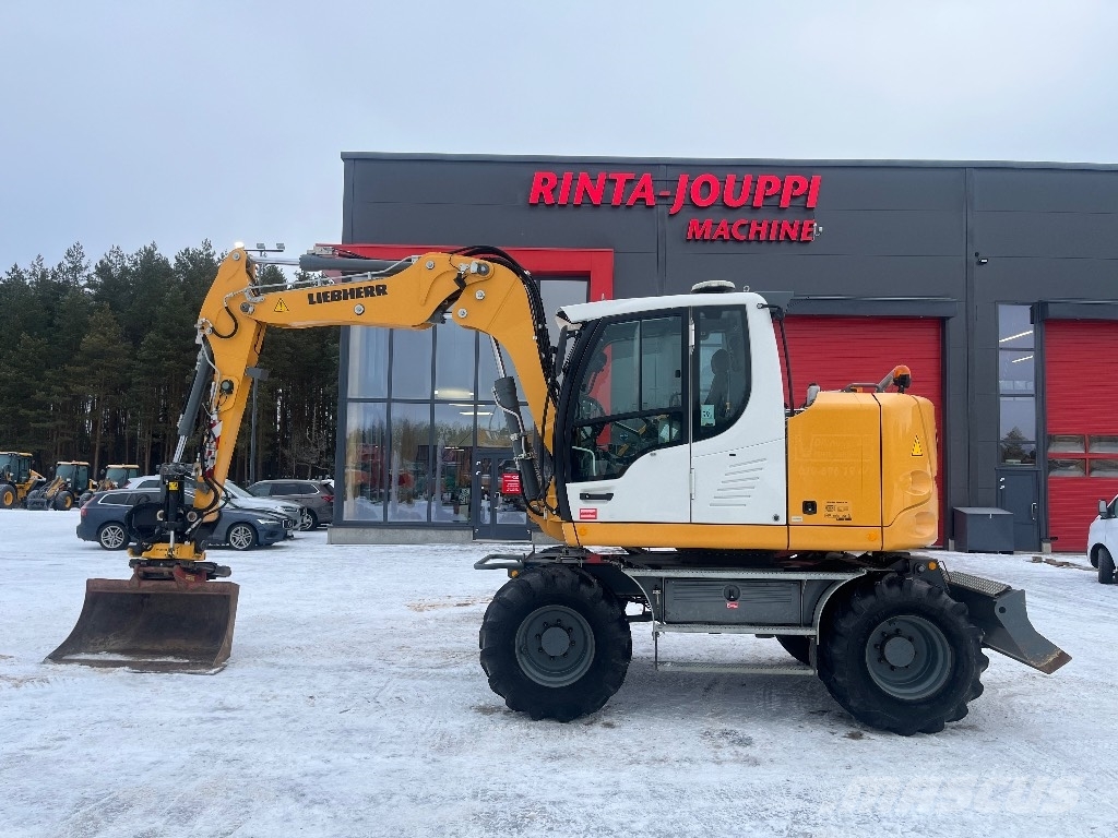 Liebherr 912 / Engcon, Kauha, Rasvari, Lämmitin Ratasekskavaatorid