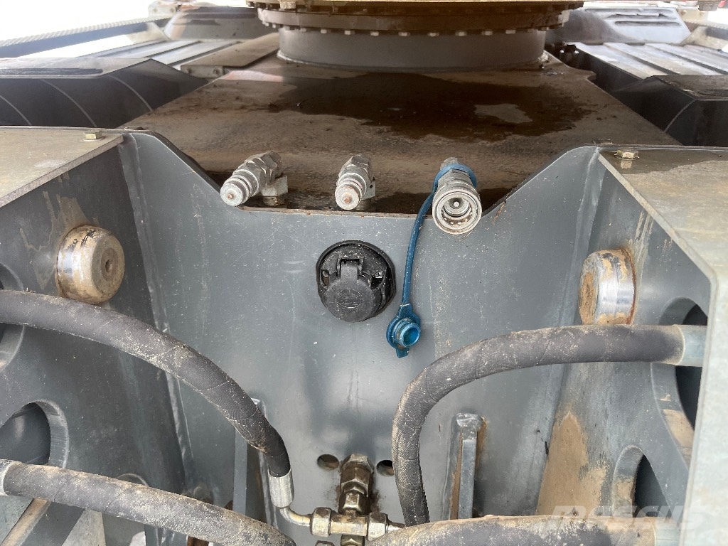 Liebherr 912 / Engcon, Kauha, Rasvari, Lämmitin Ratasekskavaatorid