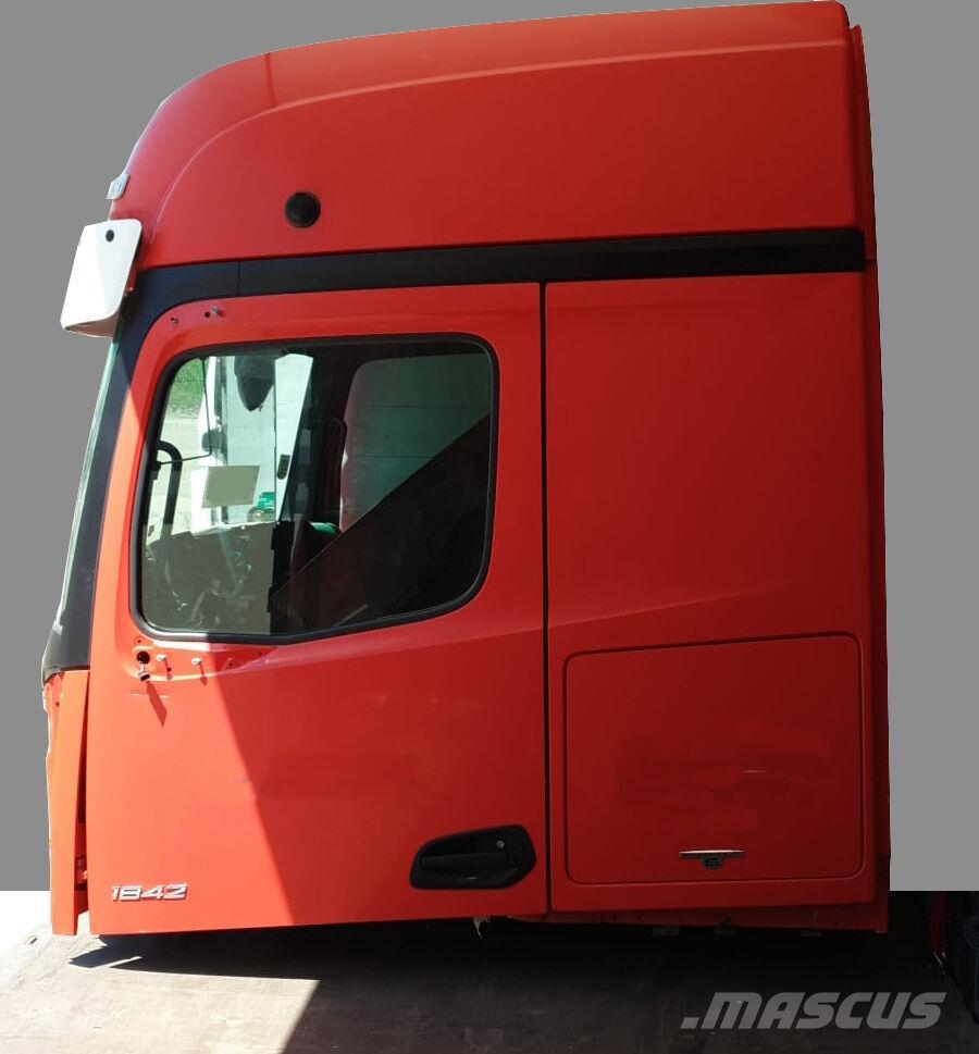 Mercedes-Benz ACTROS 2500mm BIG SPACE EURO 6 Cabinas