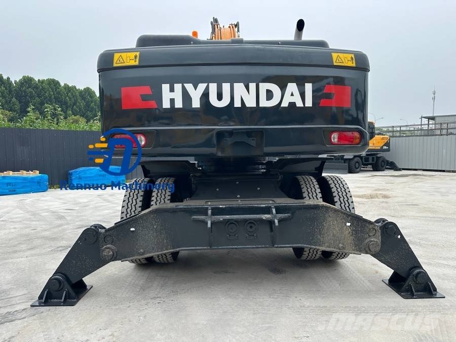 Hyundai R210W-9 Wheeled excavators
