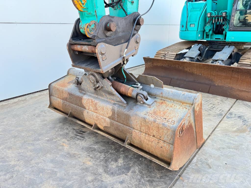 Kobelco SK230SRLC-5 - Tilting Bucket / Automatic Greasing Rupsgraafmachines