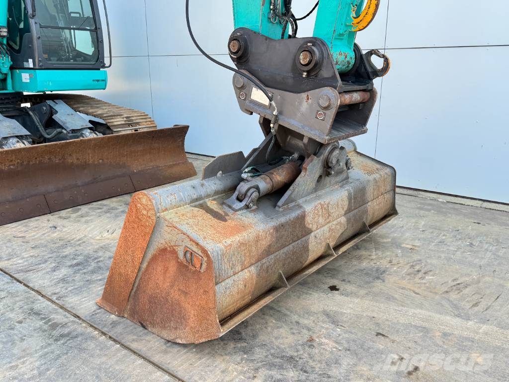 Kobelco SK230SRLC-5 - Tilting Bucket / Automatic Greasing Rupsgraafmachines