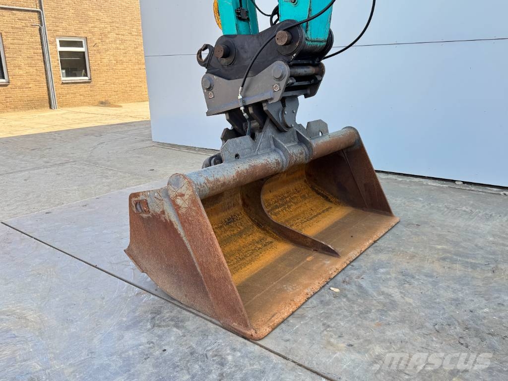 Kobelco SK230SRLC-5 - Tilting Bucket / Automatic Greasing Rupsgraafmachines