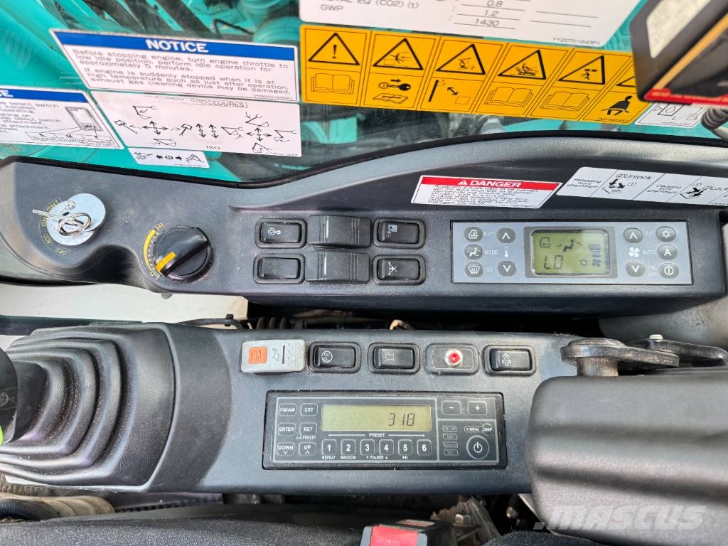 Kobelco SK230SRLC-5 - Tilting Bucket / Automatic Greasing Rupsgraafmachines