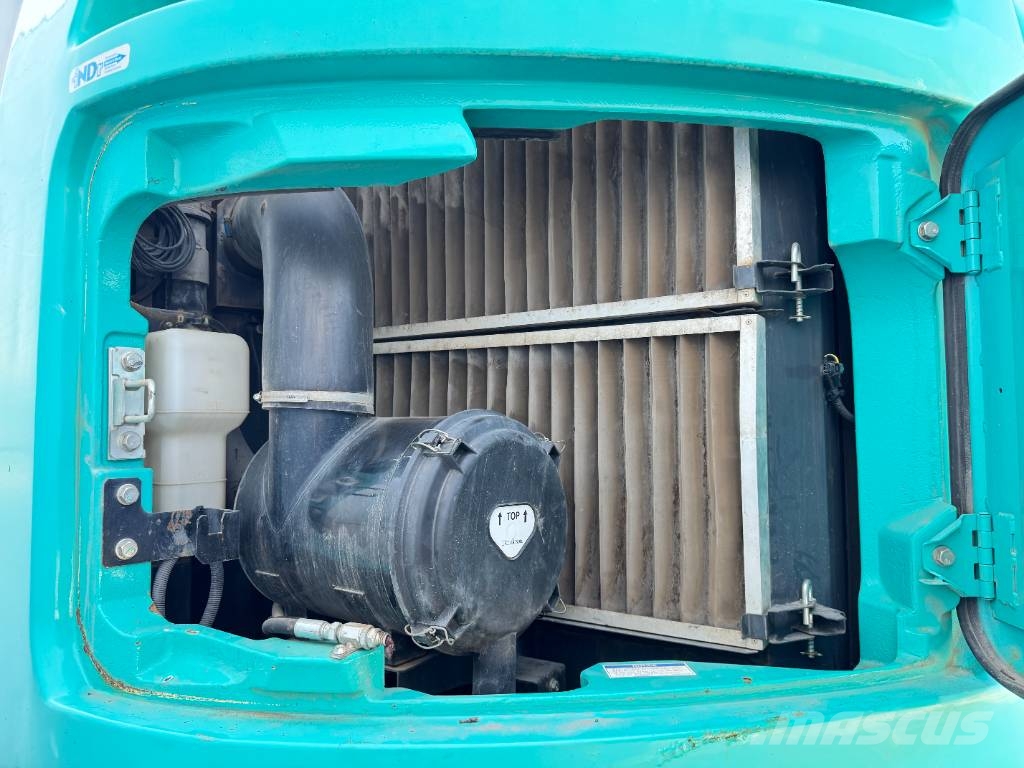 Kobelco SK230SRLC-5 - Tilting Bucket / Automatic Greasing Rupsgraafmachines