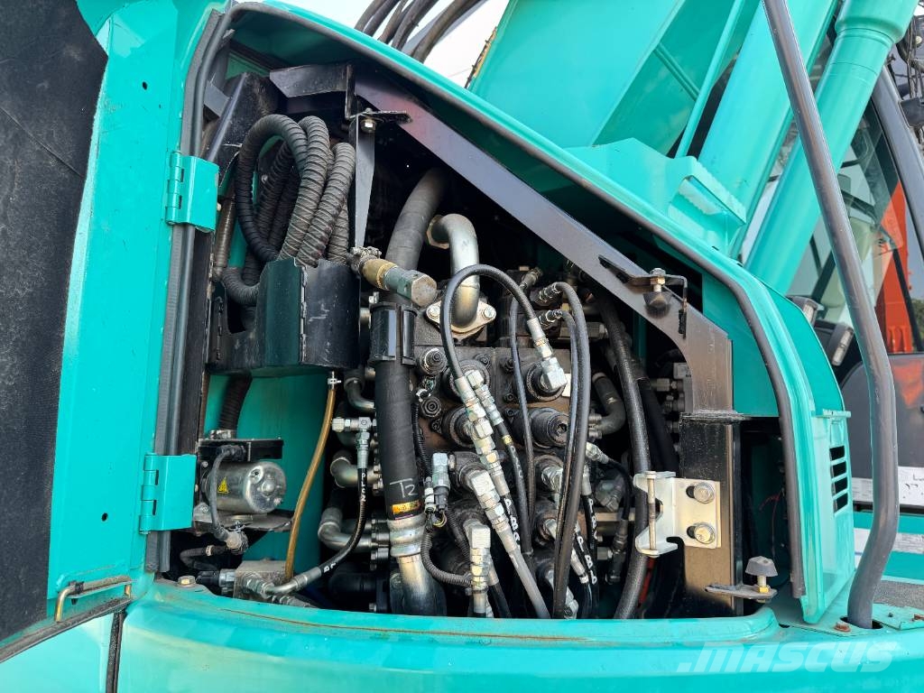 Kobelco SK230SRLC-5 - Tilting Bucket / Automatic Greasing Rupsgraafmachines