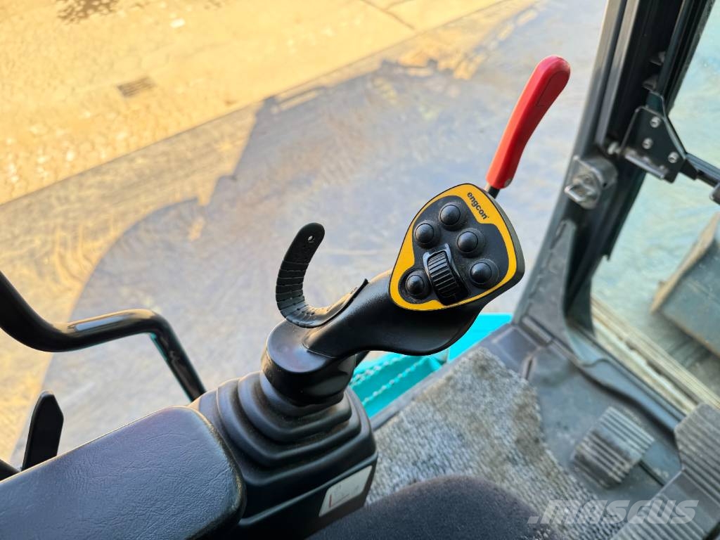 Kobelco SK230SRLC-5 - Tilting Bucket / Automatic Greasing Rupsgraafmachines