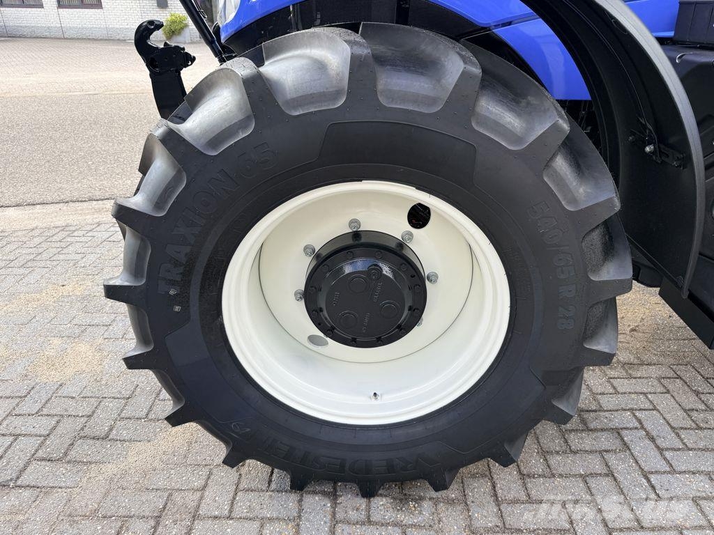 New Holland T6.180 AC Stage V MY22 Traktoren