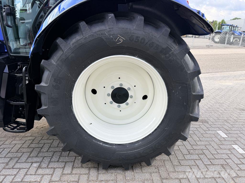New Holland T6.180 AC Stage V MY22 Traktoren