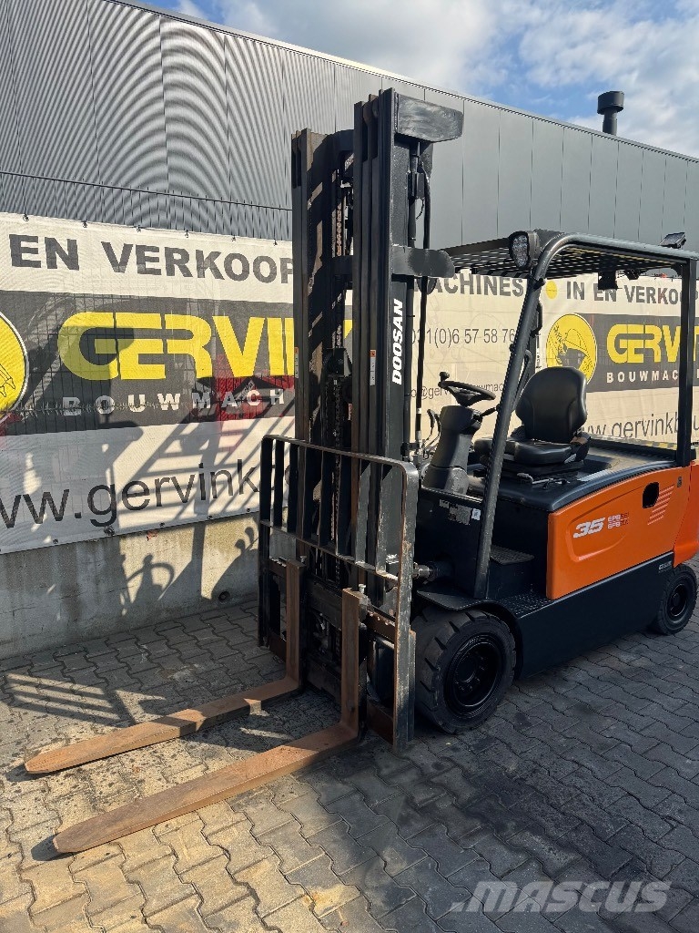 Doosan B 35 X-7 Elektrikli forkliftler
