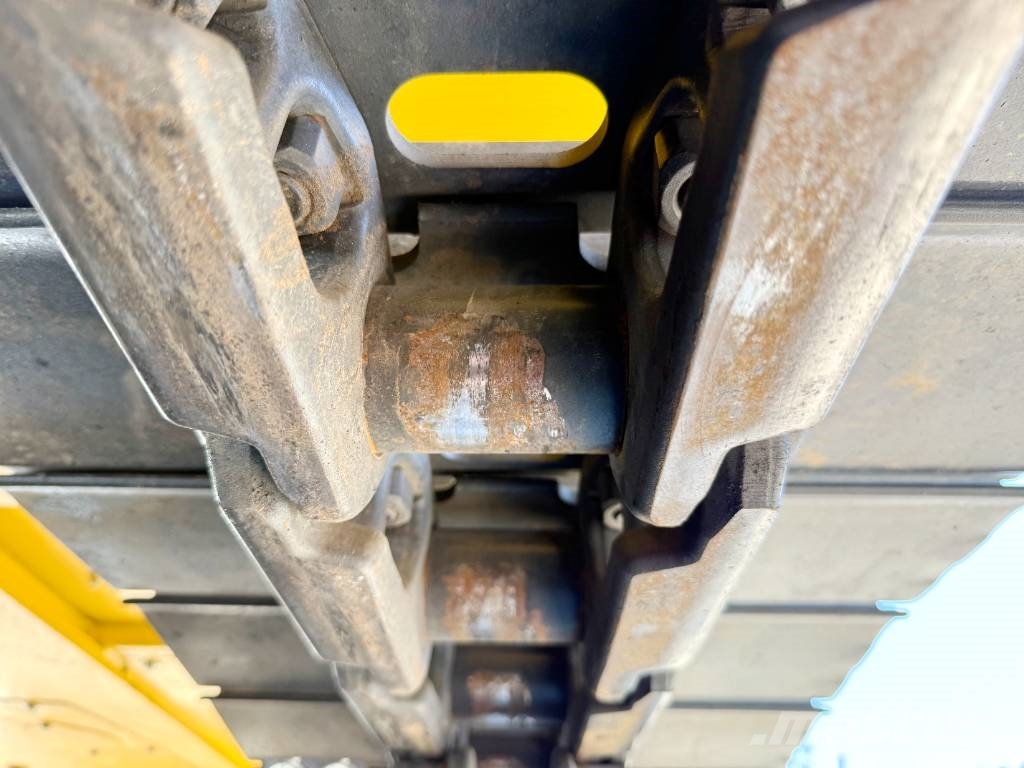 Komatsu PC210-10M0 - Unused / Hammer Lines Escavatori cingolati