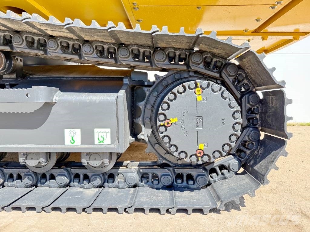 Komatsu PC210-10M0 - Unused / Hammer Lines Escavatori cingolati