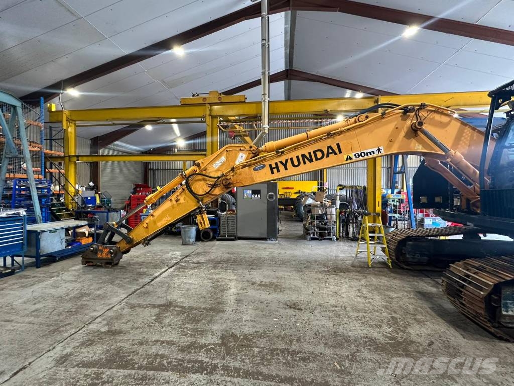 Hyundai 235 HarvaDig c/w quick hitch حفارات