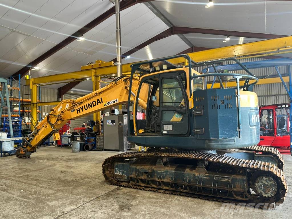 Hyundai 235 HarvaDig c/w quick hitch حفارات